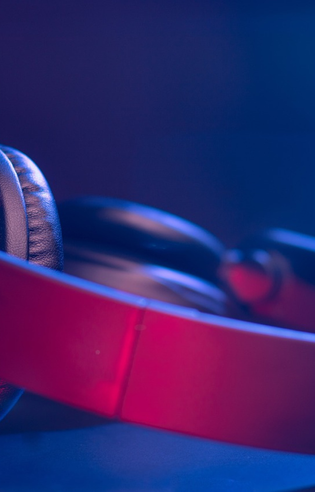 Wireless Noise-Cancelling Headphones